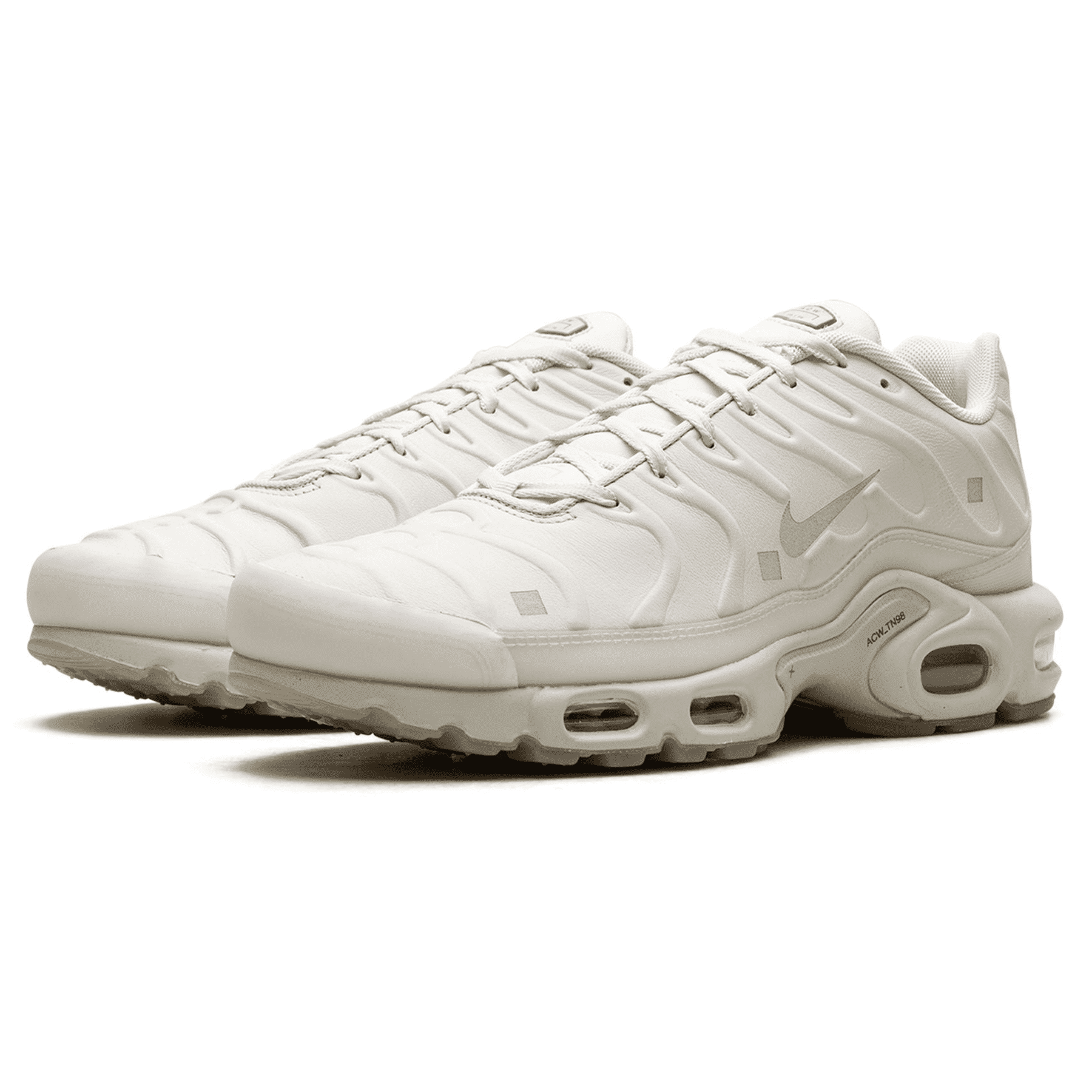 a-cold-wall-x-air-max-plus-platinum-tint-fd7855-002_2-1.png