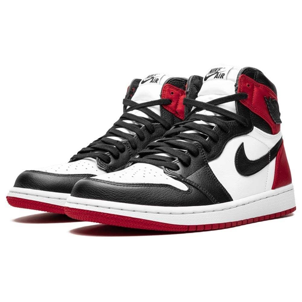 air-jordan-1-high-og-wmns-cd0461-016-satin-black-toe_2-1.jpg