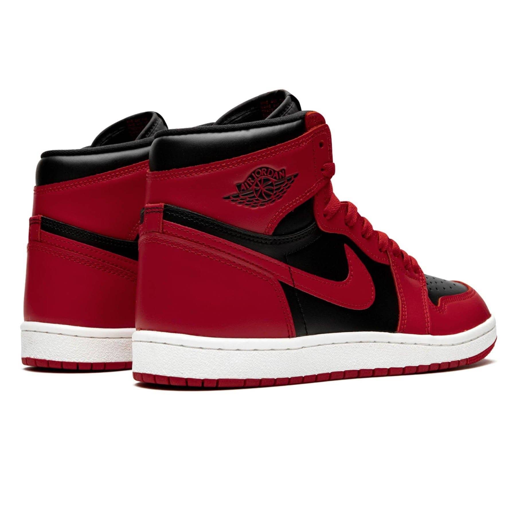 air-jordan-1-retro-high-og-85-varsity-red-BQ4422-600_3_dajy75-1.jpg