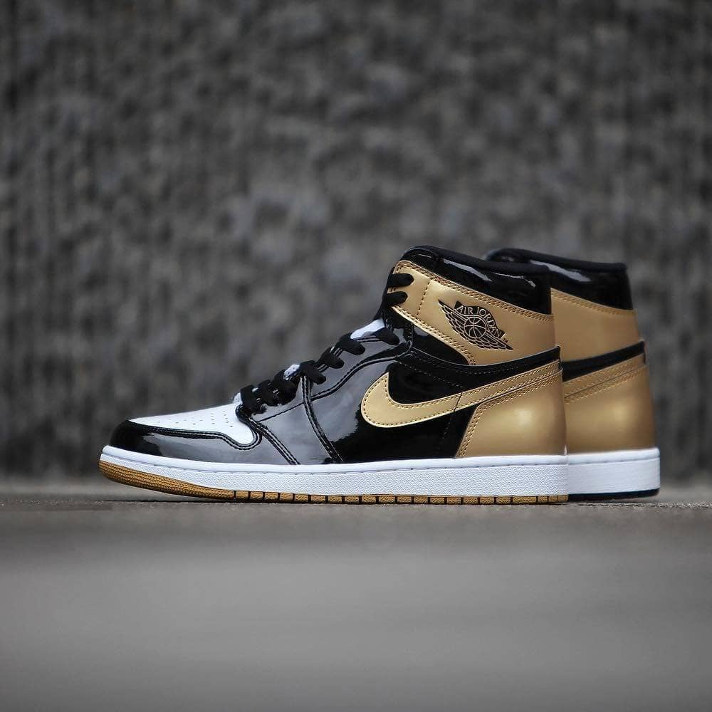 Jordan 1 High OG NRG Gold Toe