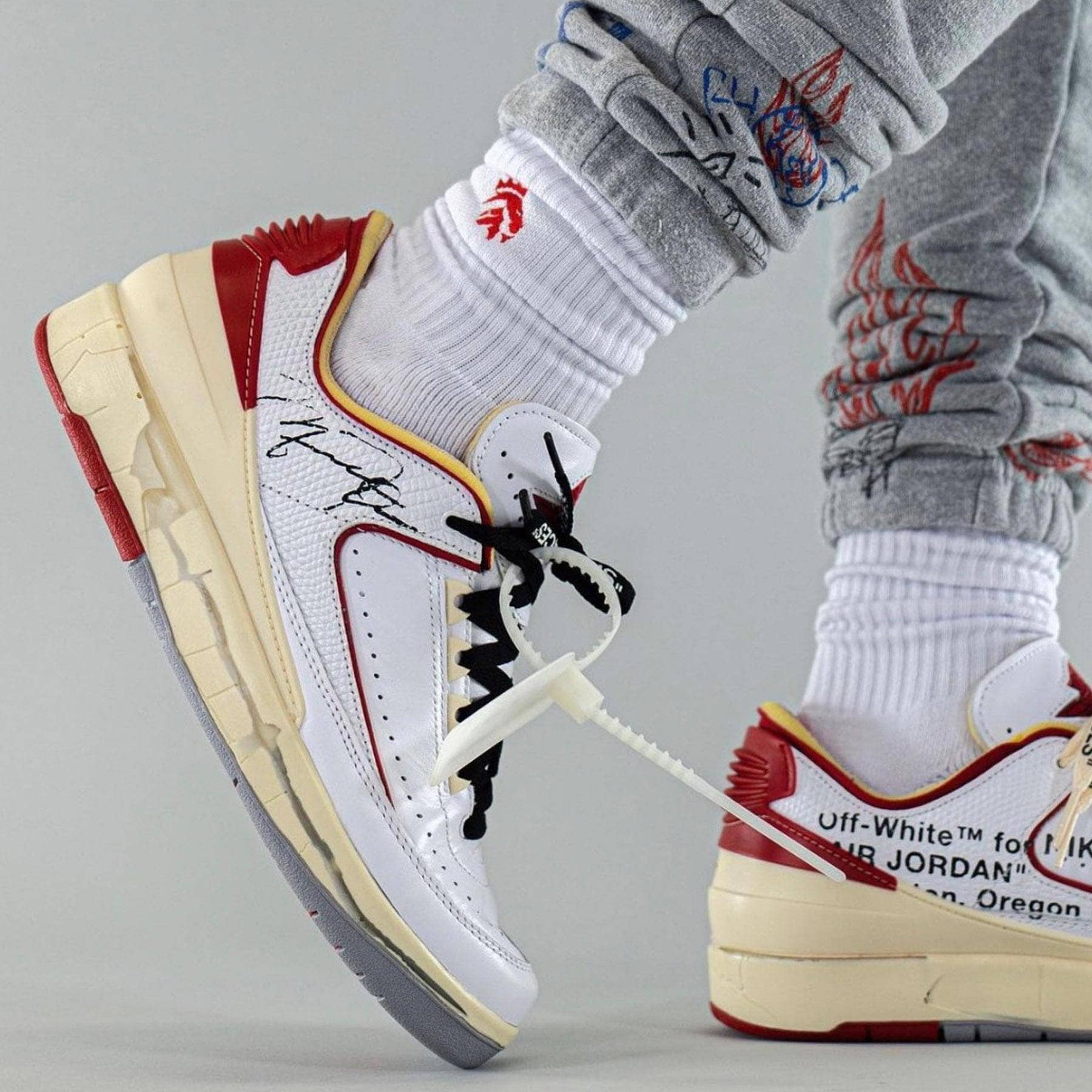 Off White Air Jordan 2 Retro Low SP 'White Varsity Red'