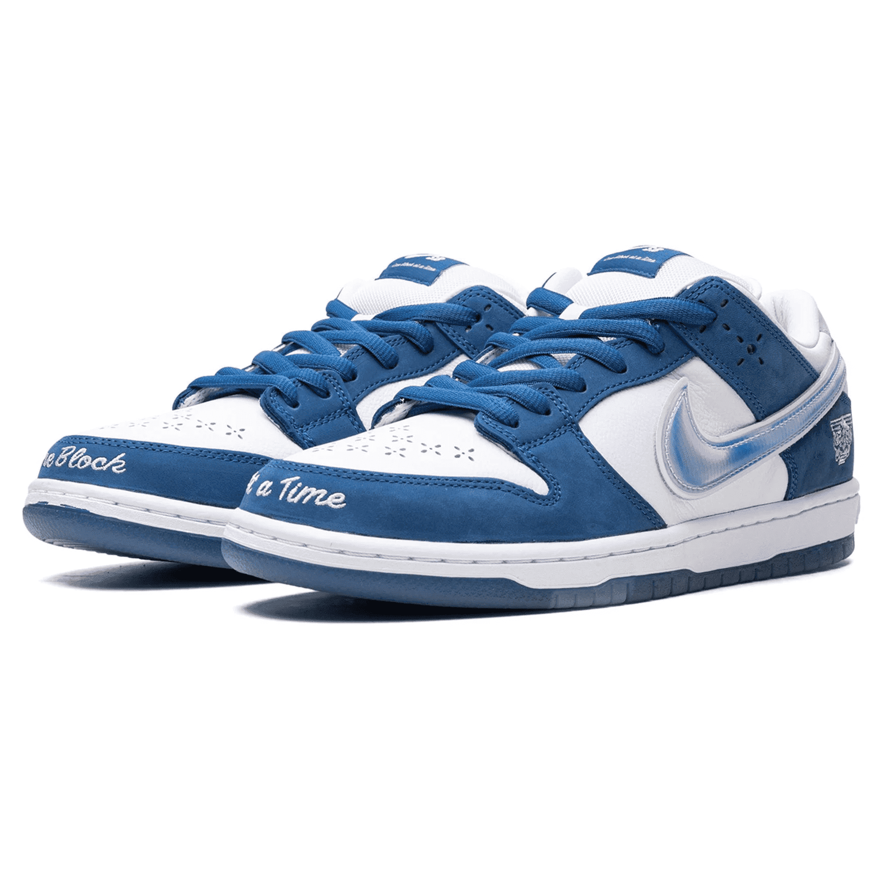 nike-dunk-sb-low-born-x-raised-one-block-at-a-time-fn7819-400_2-1.png