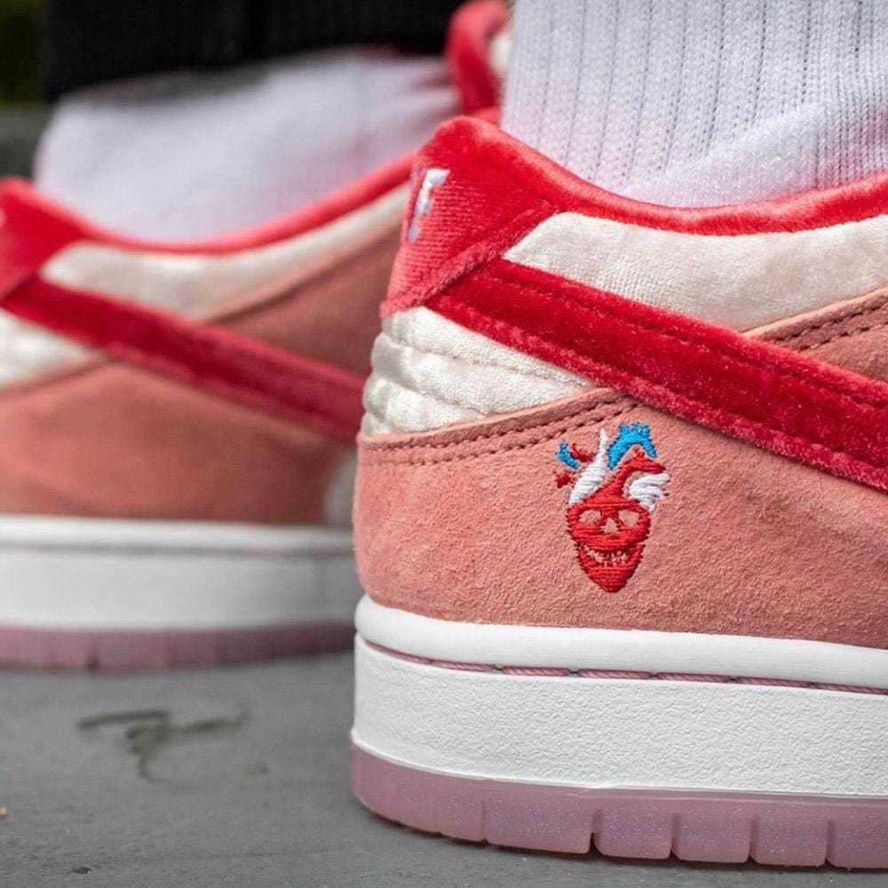 StrangeLove x Nike Dunk Low SB 'Valentine's Day'