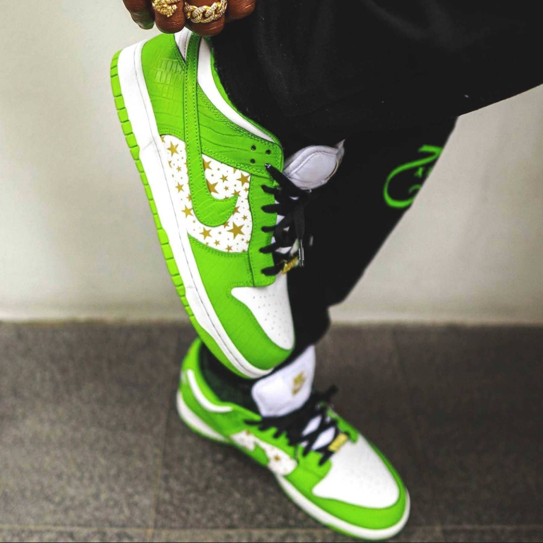 Supreme x Nike Dunk Low OG SB QS ‘Mean Green’