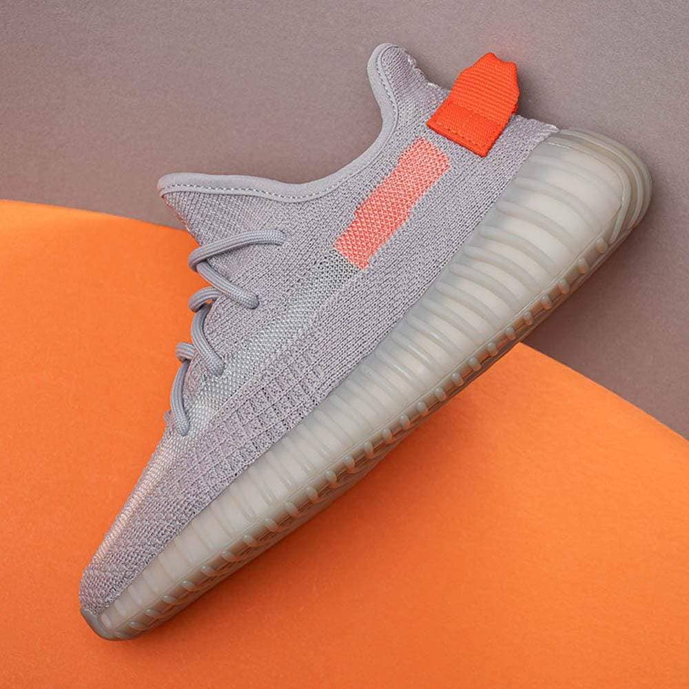 YEEZY  Boost 350 V2 'Tail Light'