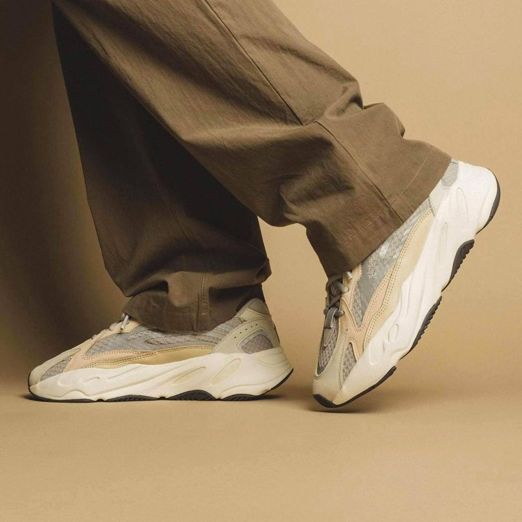 YEEZY Boost 700 V2 'Cream'