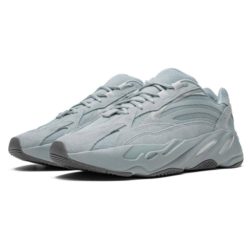 yeezy-boost-700-v2-hospital-blue-fv8424_2-1.jpg