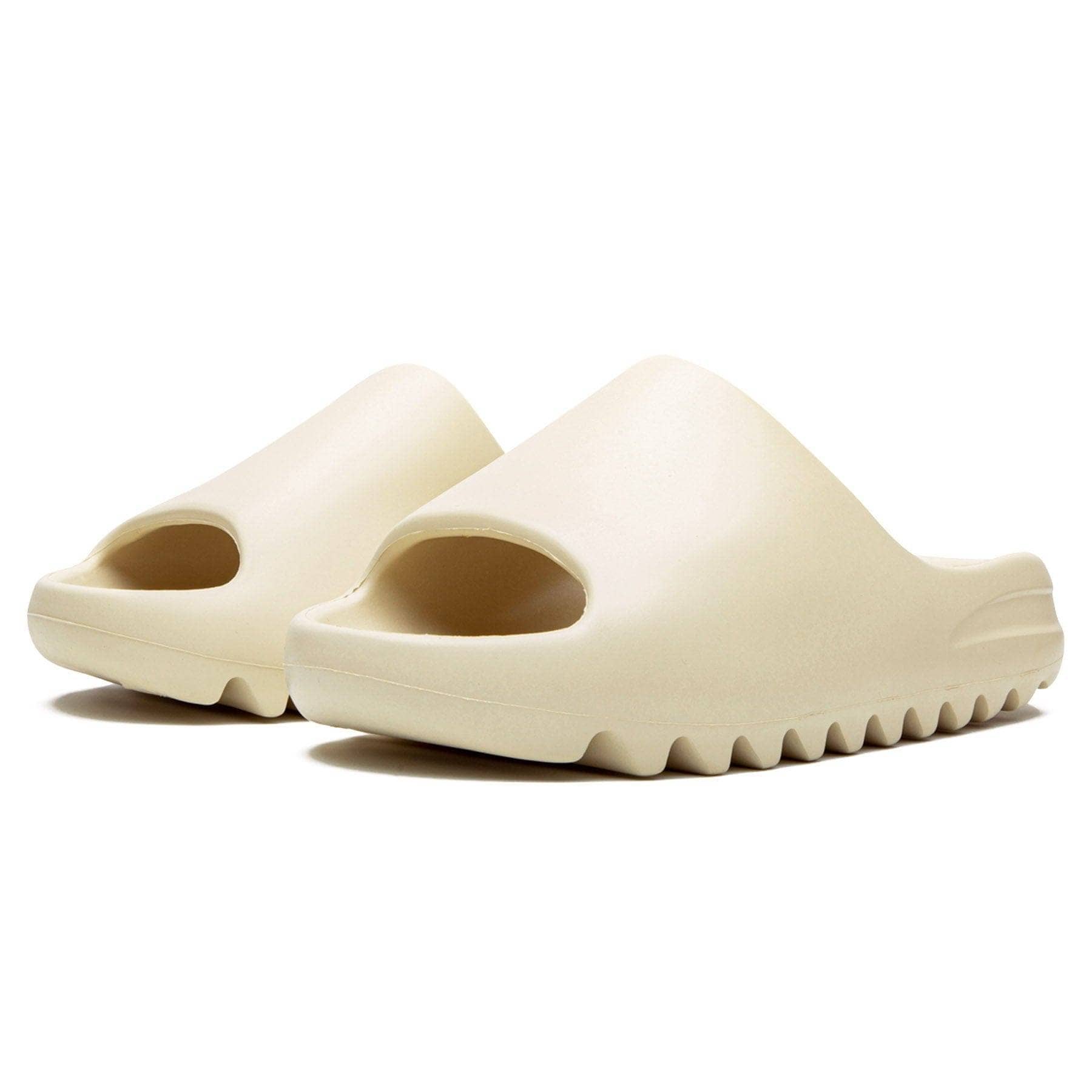 yeezy-slide-bone-FW6345_2_c492d19f-34fb-4f8e-ba5a-7a546a1a3187-1.jpg